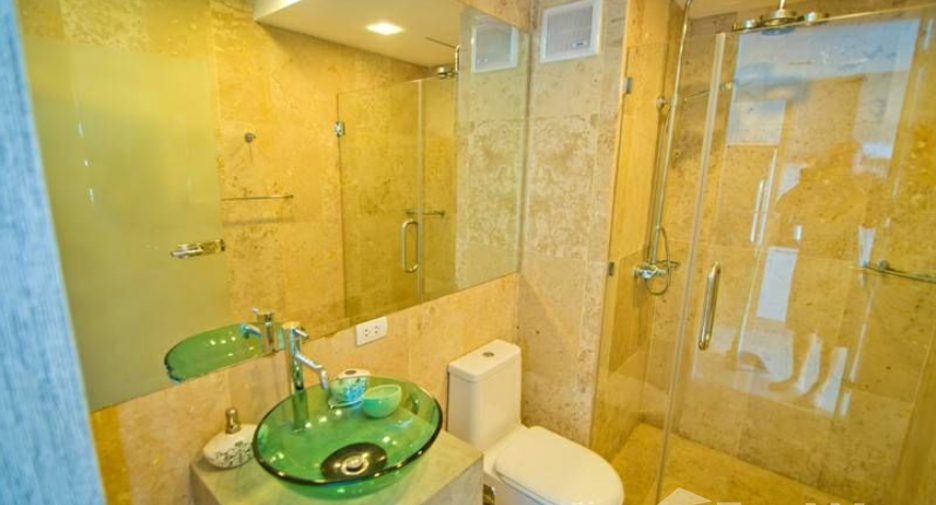 For sale and for rent 2 bedrooms condo in Bang Lamung, Chonburi