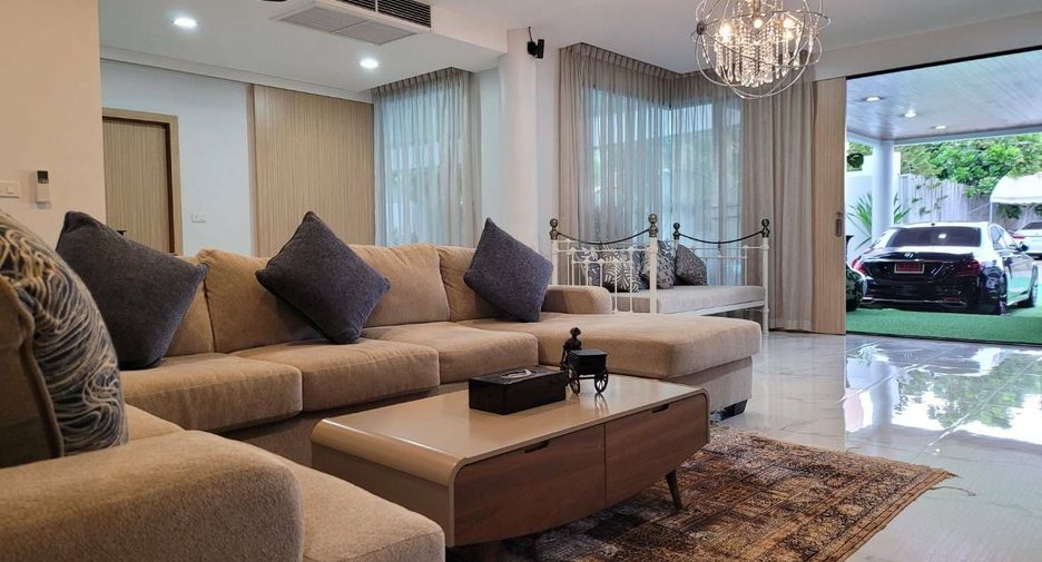 For sale 5 ベッドルーム villa in Bang Lamung, Chonburi