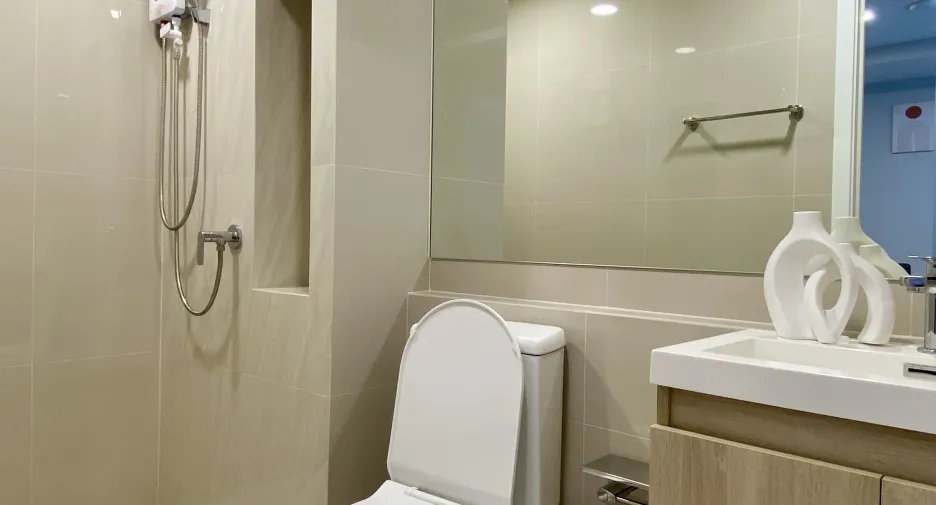 For rent 2 bedrooms condo in Thalang, Phuket