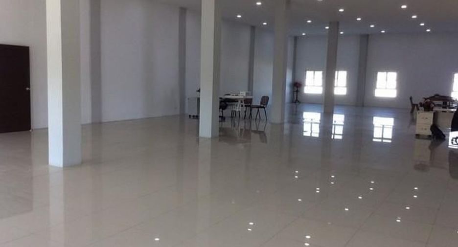 À vendre 1 chambre bureau à Bang Phli, Samut Prakan