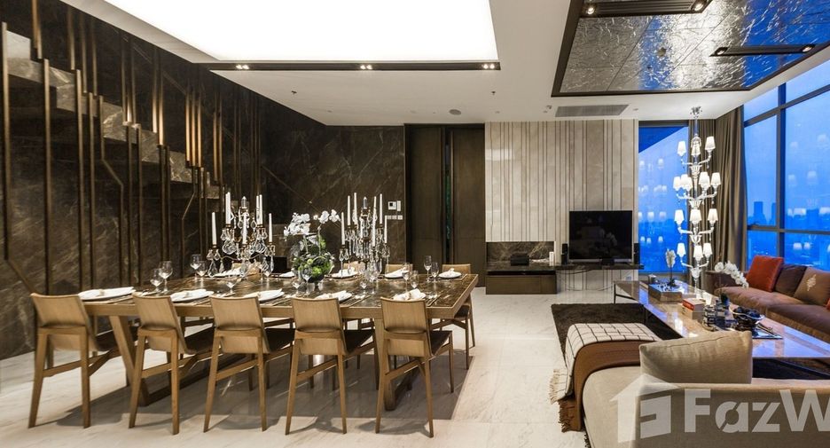 For sale 3 ベッドルーム condo in Khlong Toei, Bangkok