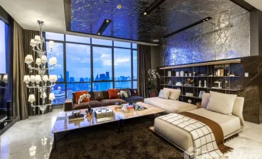 For sale 3 bedrooms condo in Khlong Toei, Bangkok