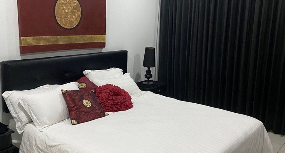 For rent 2 bedrooms condo in Bang Lamung, Chonburi