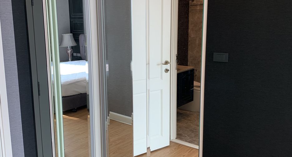 For sale and for rent 2 bedrooms condo in Yan Nawa, Bangkok