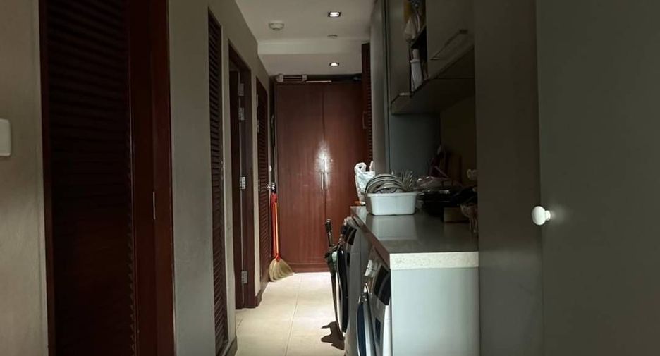ขาย 3 ห้องนอน คอนโด ใน คลองเตย, กรุงเทพฯ