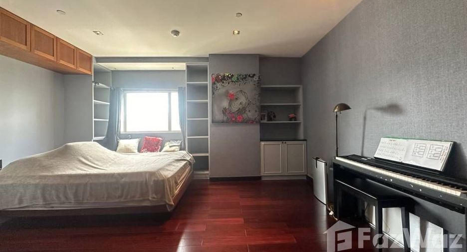 ขาย 3 ห้องนอน คอนโด ใน คลองเตย, กรุงเทพฯ