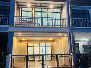 For sale 3 bedrooms townhouse in Hat Yai, Songkhla