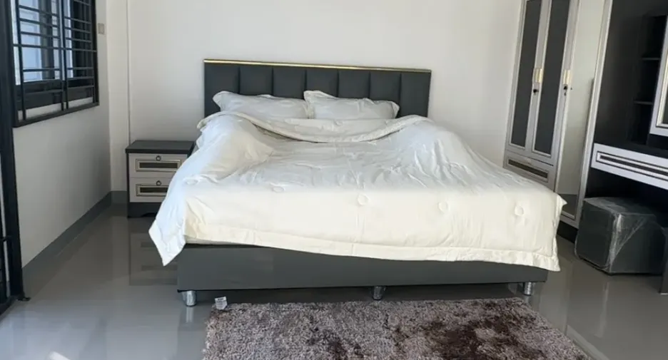 Casa adosada en venta de 3 habitaciones en Hat Yai, Songkhla