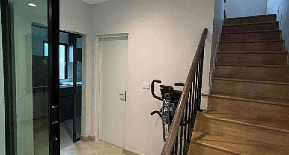 Haus zur Miete mit 3 Zimmer in Mueang Pathum Thani, Pathum Thani