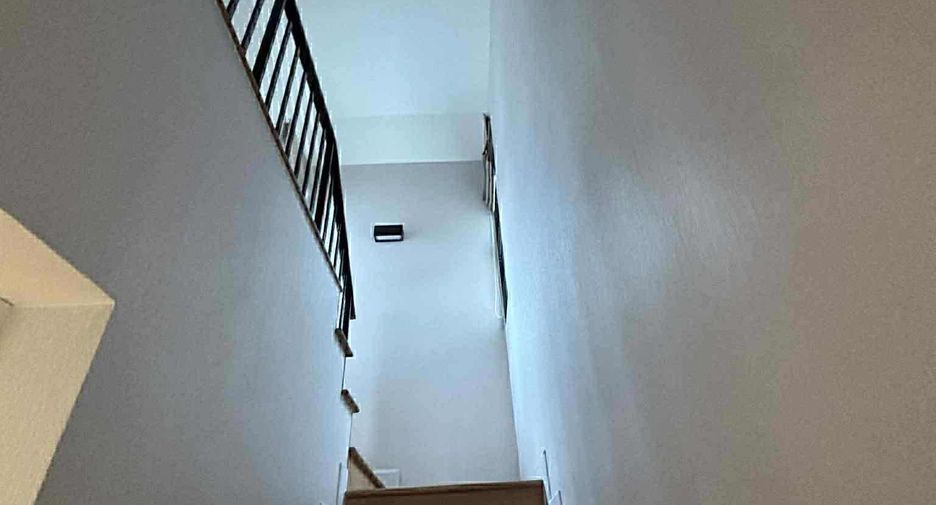 Haus zur Miete mit 3 Zimmer in Mueang Pathum Thani, Pathum Thani