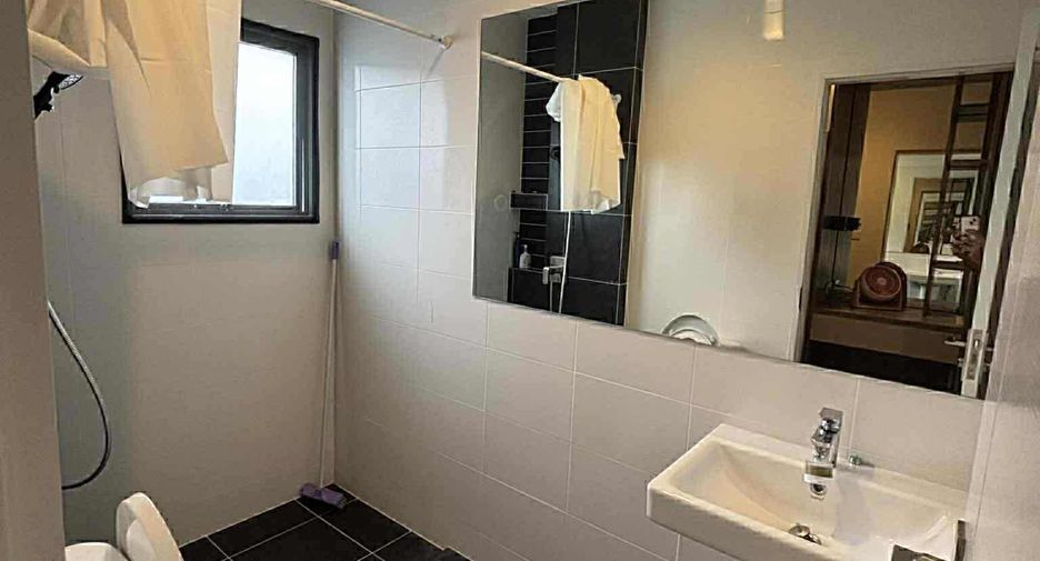 Haus zur Miete mit 3 Zimmer in Mueang Pathum Thani, Pathum Thani