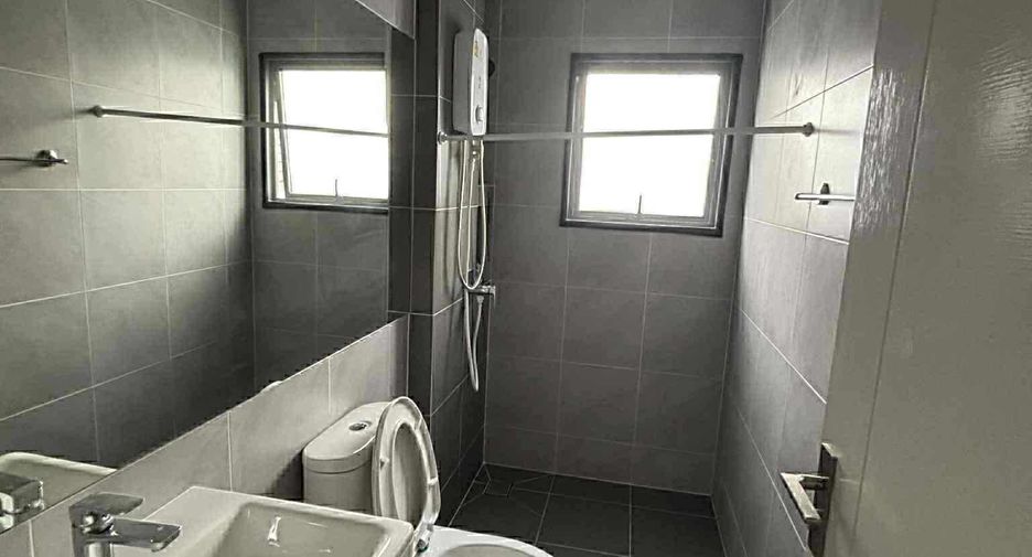 Haus zur Miete mit 3 Zimmer in Mueang Pathum Thani, Pathum Thani