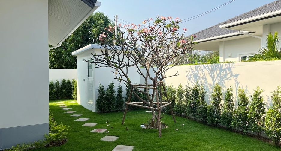 For sale 3 bedrooms villa in Hua Hin, Prachuap Khiri Khan