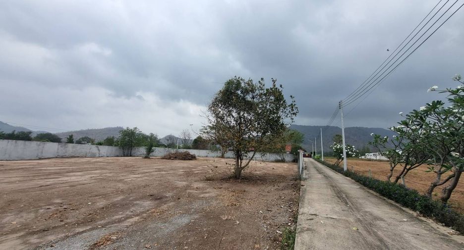 出售 土地 在 华欣, 班武里府