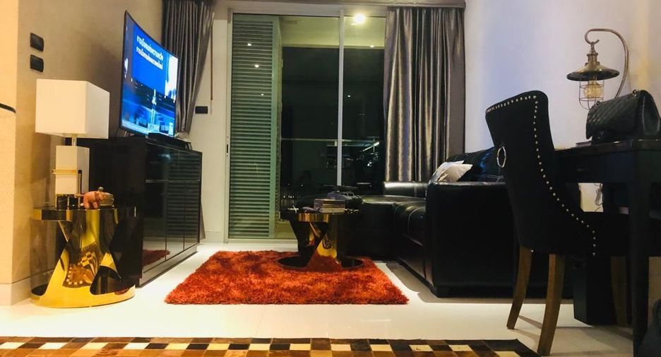 Condo en alquiler de 1 habitaciones en Bang Lamung, Chonburi