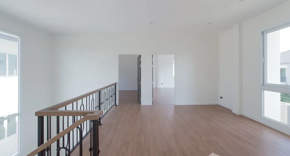 For sale 4 bedrooms house in Mueang Samut Sakhon, Samut Sakhon