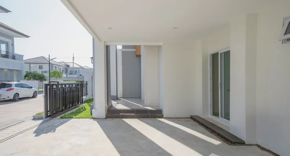 For sale 4 bedrooms house in Mueang Samut Sakhon, Samut Sakhon