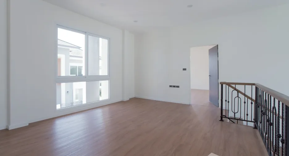 For sale 4 bedrooms house in Mueang Samut Sakhon, Samut Sakhon