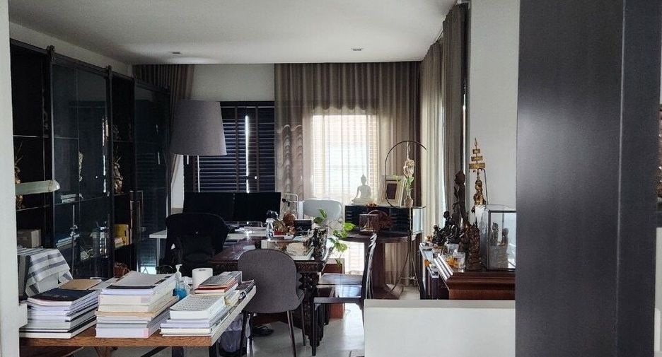À vendre et à louer 3 chambres maison à Suan Luang, Bangkok