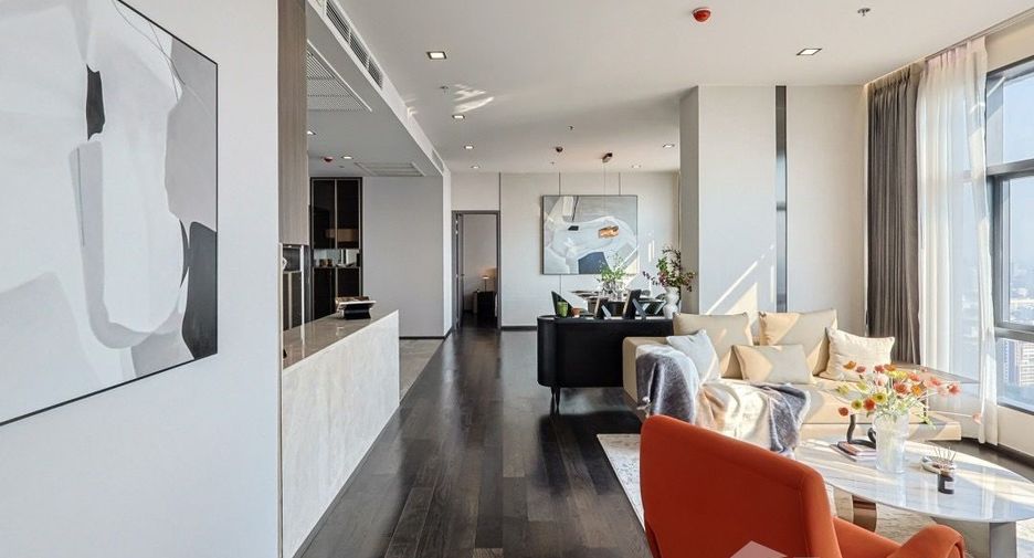 For sale 3 bedrooms condo in Ratchathewi, Bangkok