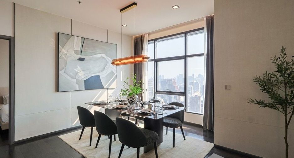 For sale 3 bedrooms condo in Ratchathewi, Bangkok