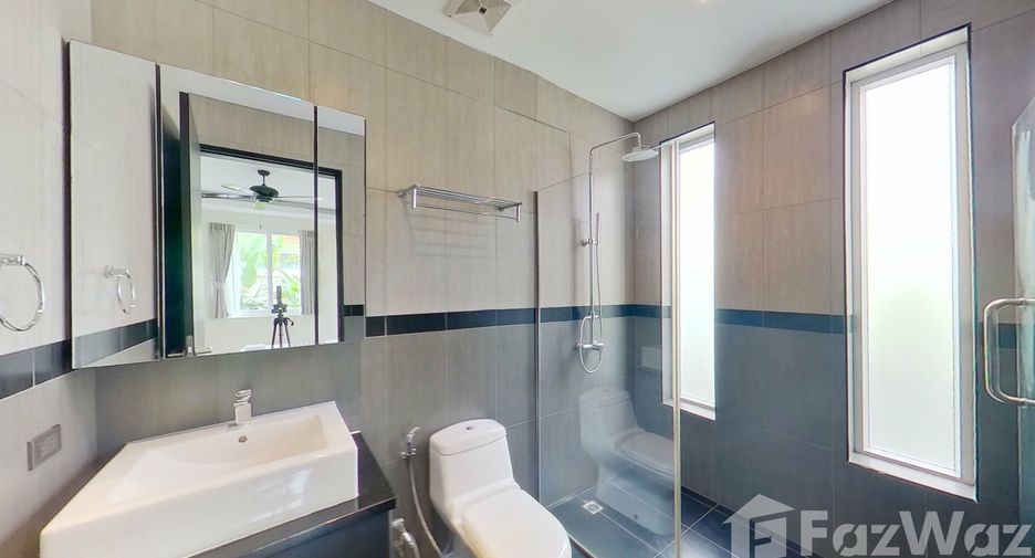 Villa en venta y en alquiler de 4 habitaciones en Bang Lamung, Chonburi