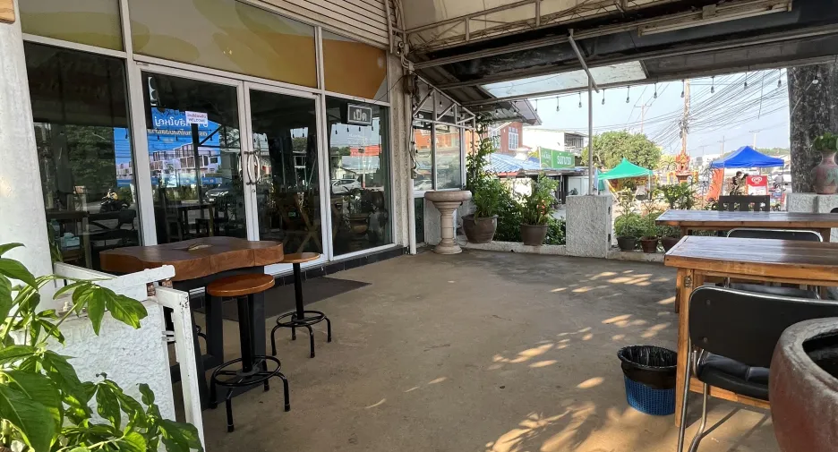 出售 2 卧室 商业空间 在 Mueang Phitsanulok, Phitsanulok