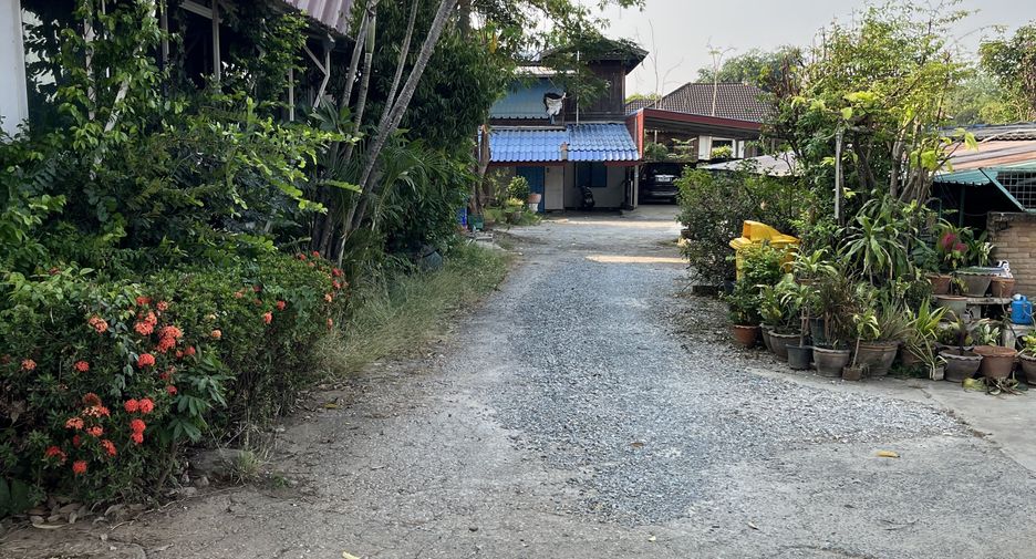 For sale 2 bedrooms retail Space in Mueang Phitsanulok, Phitsanulok