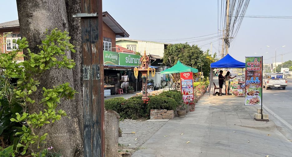 For sale 2 bedrooms retail Space in Mueang Phitsanulok, Phitsanulok