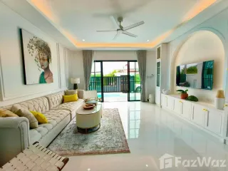 Villa en venta y en alquiler de 4 habitaciones en East Pattaya, Pattaya