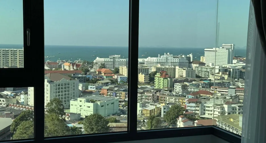 Condo en alquiler de 2 habitaciones en Bang Lamung, Chonburi
