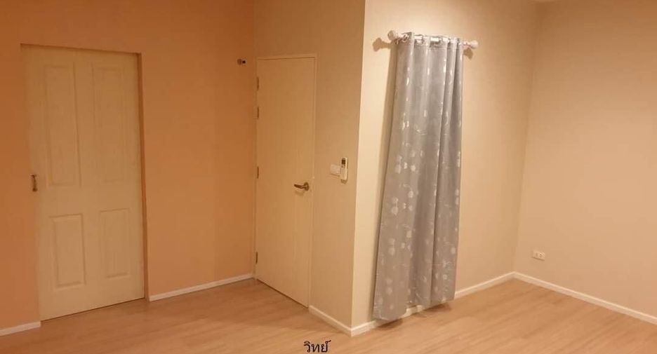 For rent and for sale 3 bedrooms townhouse in Mueang Nonthaburi, Nonthaburi