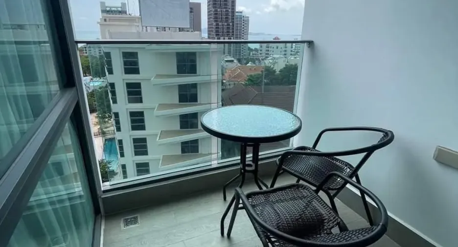 For rent 2 bedrooms condo in Bang Lamung, Chonburi