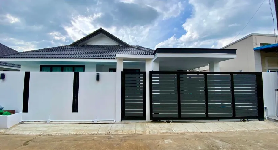 For rent 3 bedrooms villa in Thalang, Phuket