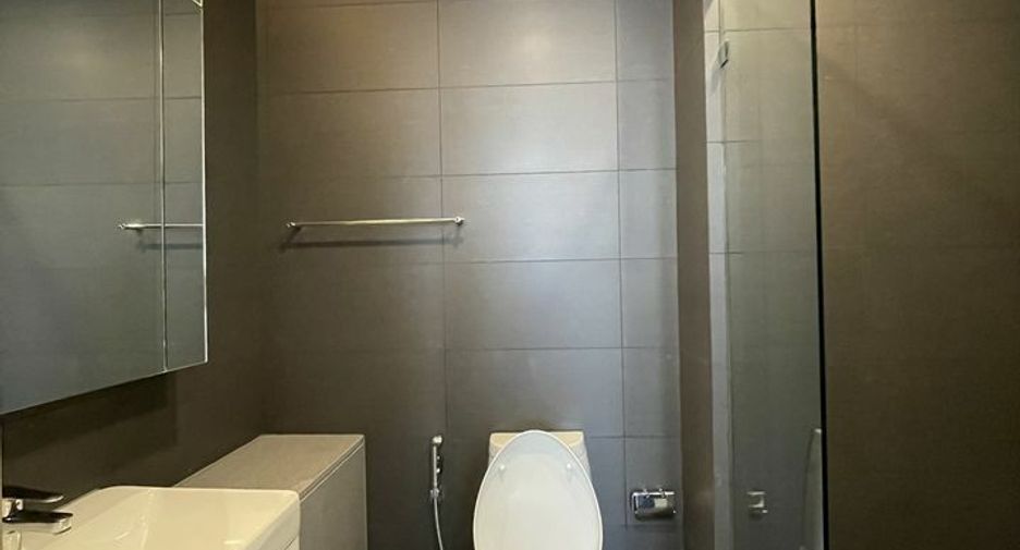 Condo en venta y en alquiler de 2 habitaciones en Pathum Wan, Bangkok