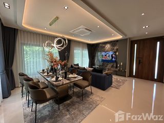 Casa en venta de 4 habitaciones en Bang Khen, Bangkok