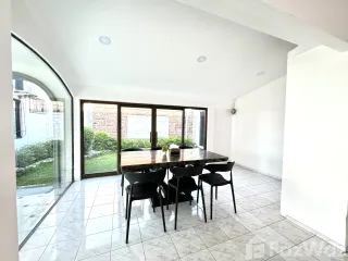 À vendre et à louer 4 chambres maison à Bang Lamung, Chonburi