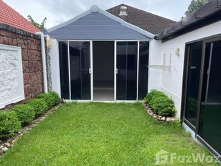 À vendre et à louer 4 chambres maison à Bang Lamung, Chonburi