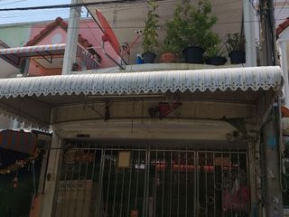For sale 2 bedrooms townhouse in Bang Khae, Bangkok