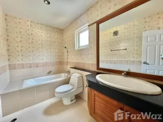 Haus zur Miete mit 3 Zimmer in Bang Lamung, Chonburi