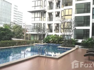 出售 1 卧室 公寓 在 Phra Khanong, 曼谷