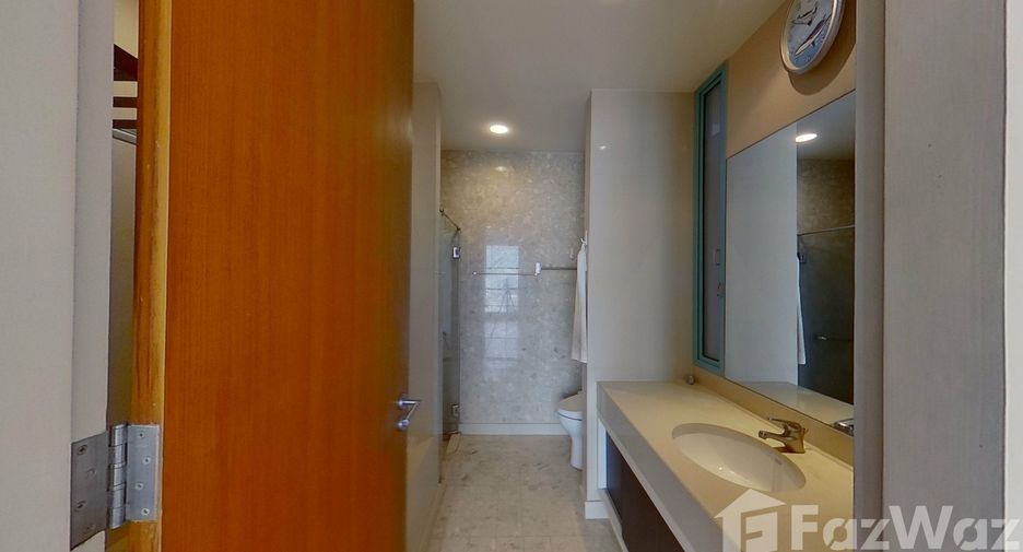 For sale and for rent 4 bedrooms condo in Bang Kho Laem, Bangkok