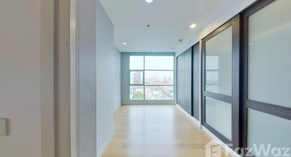 For sale and for rent 4 bedrooms condo in Bang Kho Laem, Bangkok