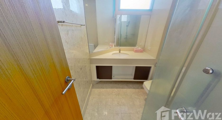 For sale and for rent 4 bedrooms condo in Bang Kho Laem, Bangkok