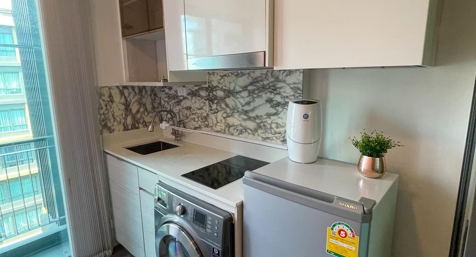For sale 1 bed condo in Phaya Thai, Bangkok