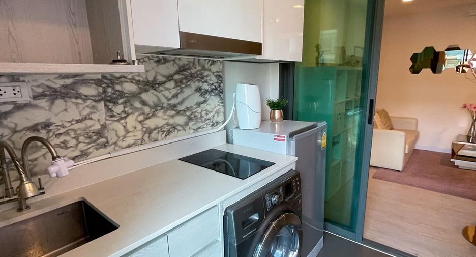 For sale 1 bed condo in Phaya Thai, Bangkok