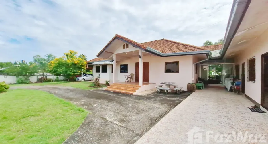 For sale 8 ベッドルーム house in Mueang Udon Thani, Udon Thani