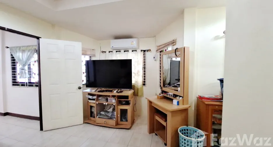 For sale 8 ベッドルーム house in Mueang Udon Thani, Udon Thani