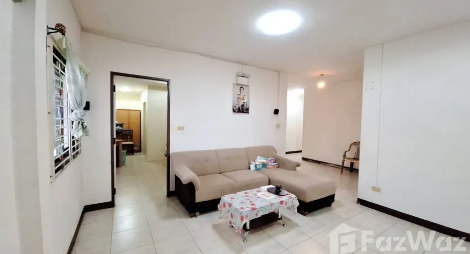 For sale 8 ベッドルーム house in Mueang Udon Thani, Udon Thani