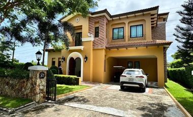 Villa en venta de 3 habitaciones en Huay Yai, Pattaya